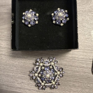RARE JOAN RIVERS SIGNED SILVER TONE PURPLE CRYSTAL FAUX PEARL BROOCH & EARRINGS